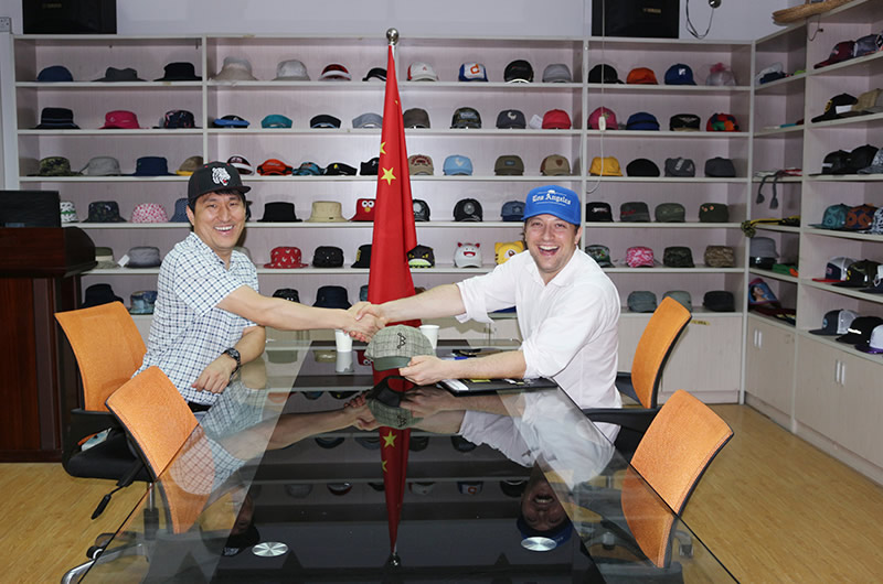  Partners come to factory for inspection