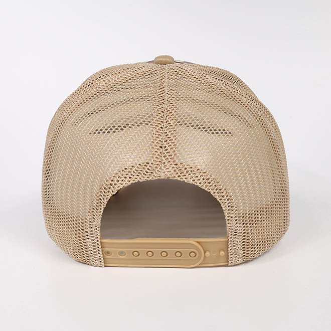 Custom 7 Panel Camouflage Polyester Embroidery Logo Curved Brim Mesh Cap Trucker Hat