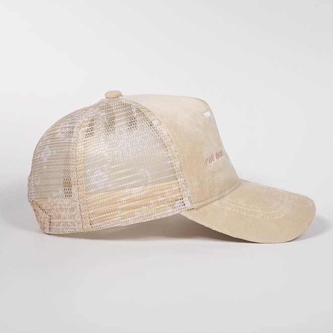 Custom 5 Panel Velvet Embroidery Logo Printed Curved Brim Mesh Cap Trucker Hat