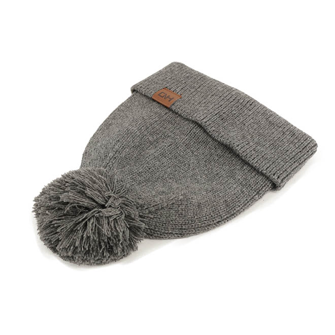 Custom Leather Patch Logo Pom Pom Outdoor Warm Knitted Cap Winter Hat